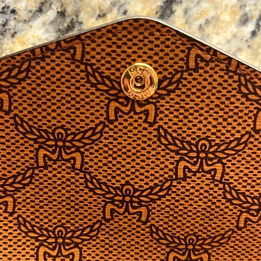 MCM Nappa Himmel Clutch, pouch - Picture 4 of 9